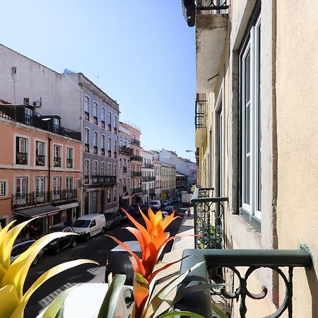 Charming And Stylish Downtown Apt In XIX Century Building Lissabon Buitenkant foto