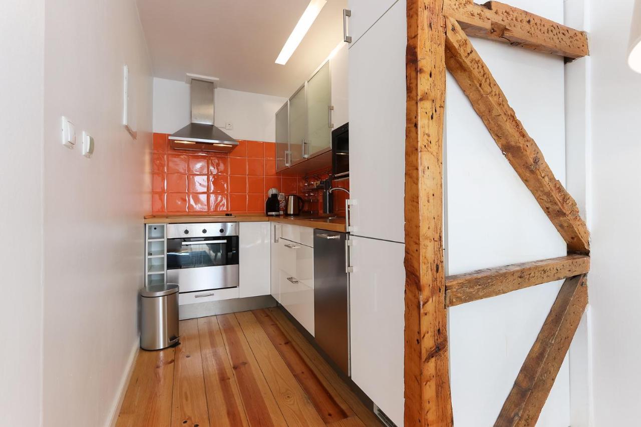 Charming And Stylish Downtown Apt In XIX Century Building Lissabon Buitenkant foto